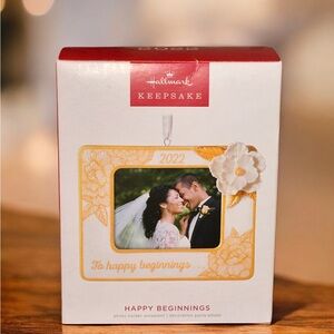 Hallmark Keepsake Ornament Happy Beginnings 2022 Porcelain Photo Frame Flower
